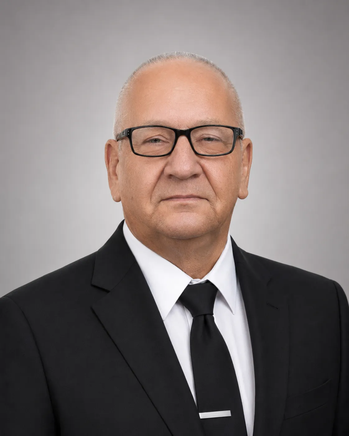 Ramon, professional chauffeur for Redlands Limo Service